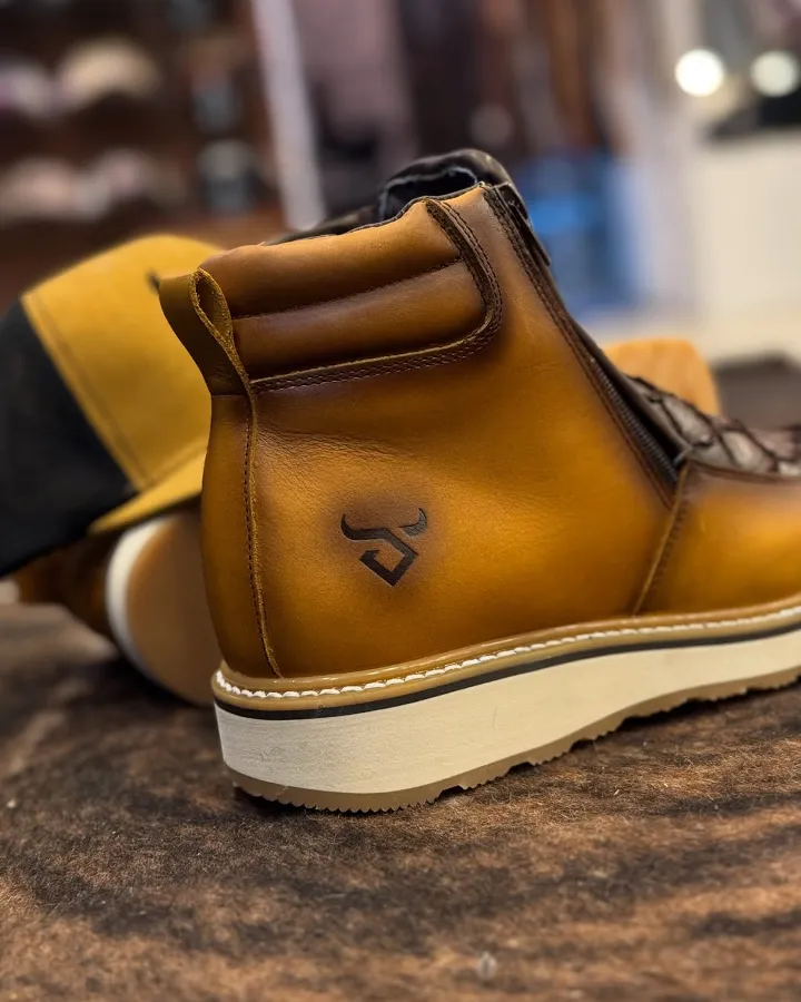 Original Cowhide Breathable Sneakers