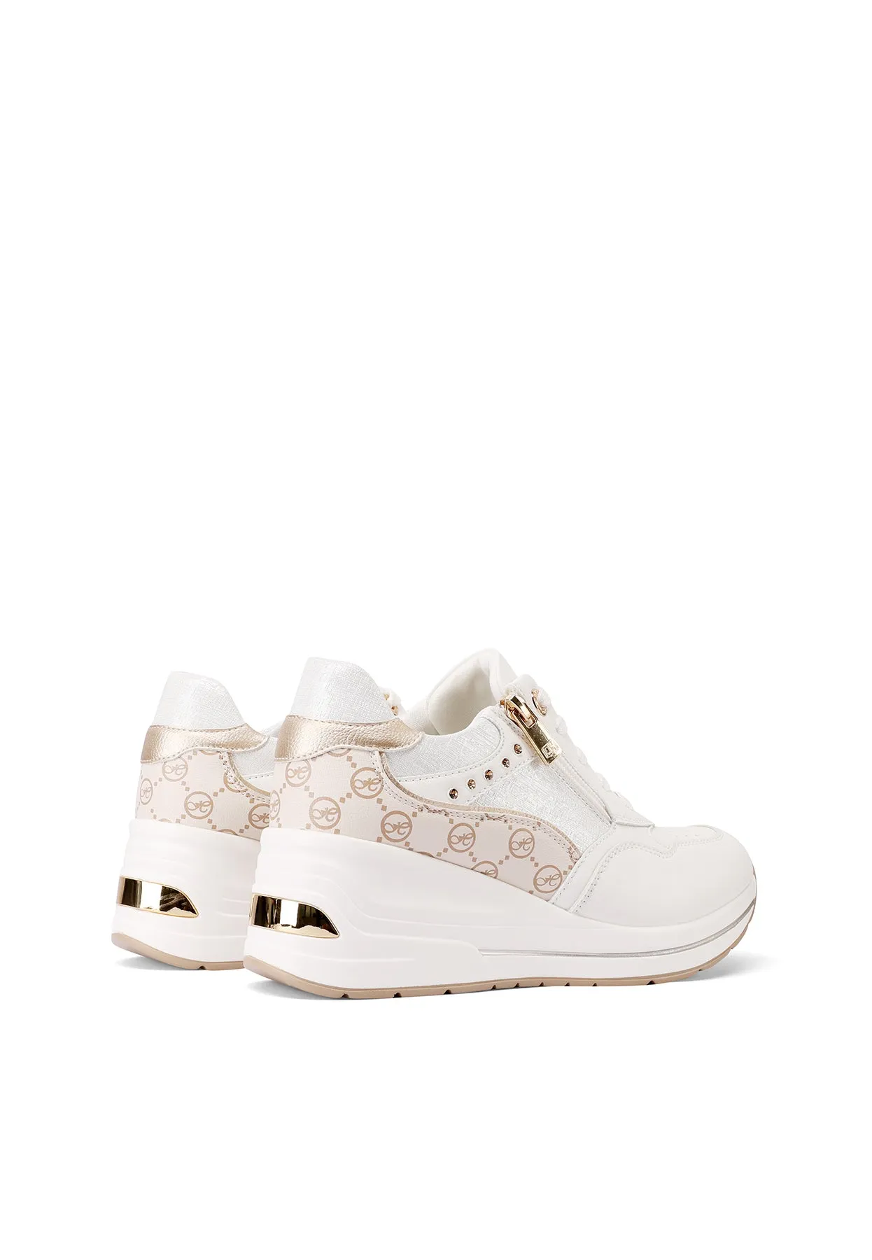 Sneakers X32-26